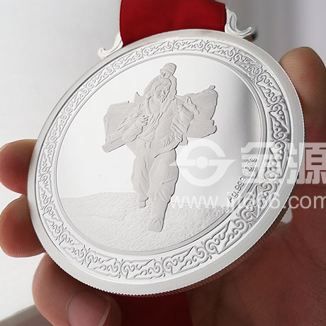 纯银奖牌表面局部激光